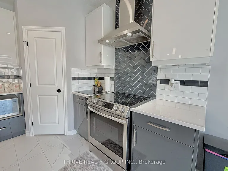 1340 John Kenney Dr — Photo 10