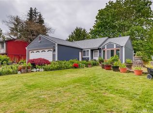 7475 Grevena Ave NE, Bremerton, WA 98311