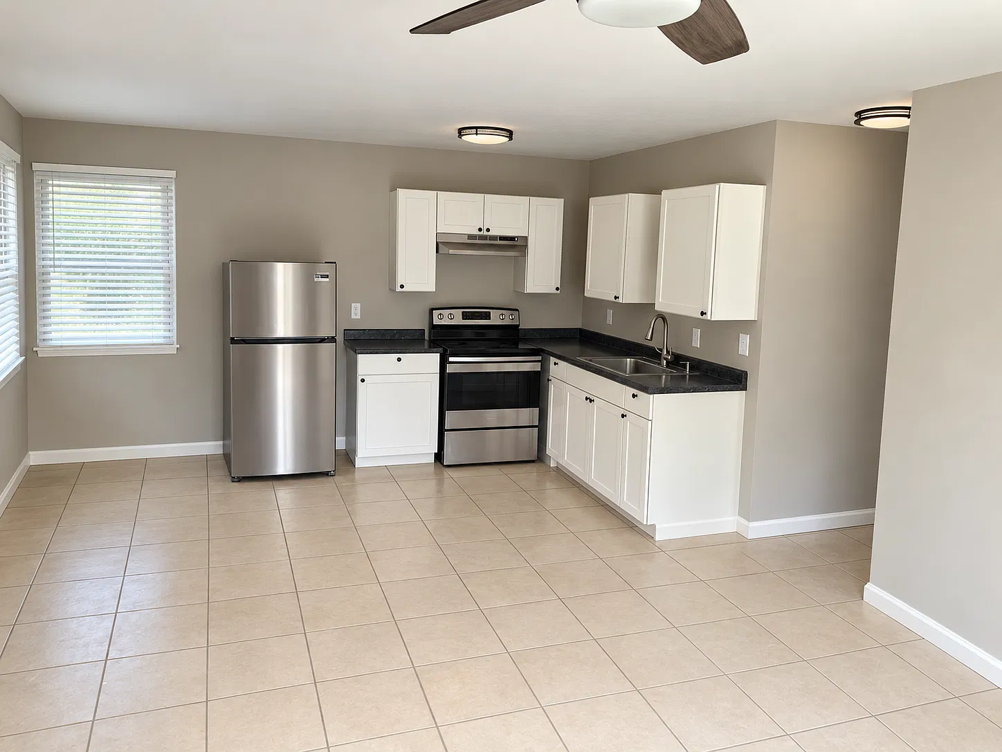 2 bed, 725 sqft, $1,400 — Photo 4