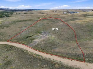 30 Barbed Wire Ct, Belle Fourche, SD 57717