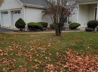 7 Sunlight Springs Rd, Lakewood, NJ 08701