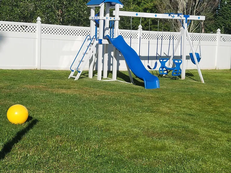 63 Jamestown Rd — Photo 12