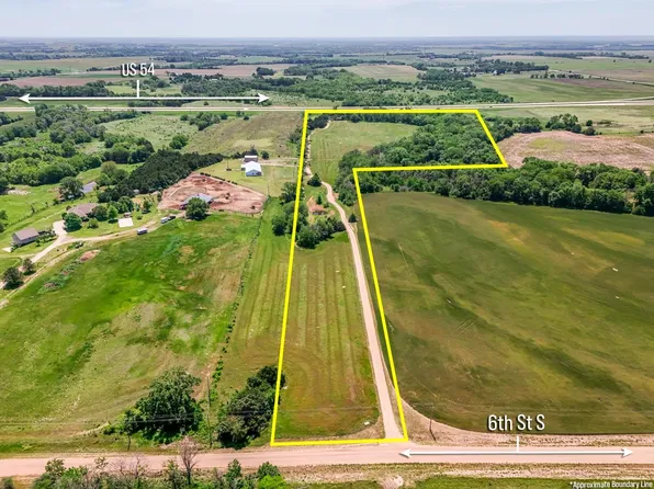 22/ W 6th St S, Garden Plain, KS 67050
