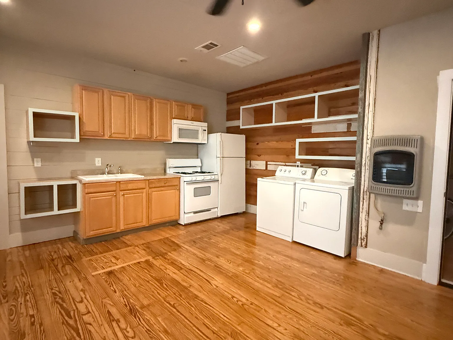 1 bed, 520 sqft, $925 — Photo 3