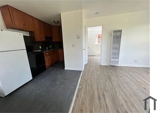 1 bed, 600 sqft, $2,100 — Photo 4