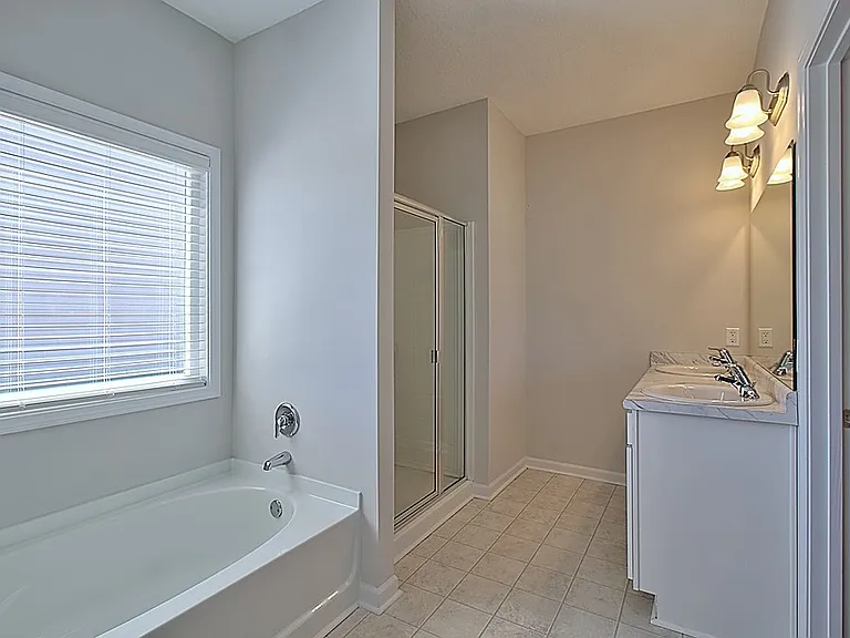 183 W West Winn Ave — Photo 25
