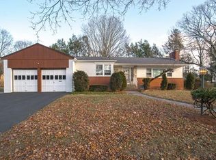 56 Ellis Dr, Worcester, MA 01609