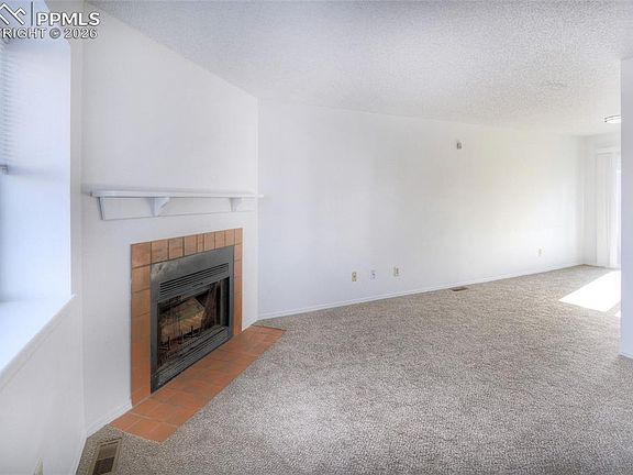 4th image of 1287 Soaring Eagle Dr