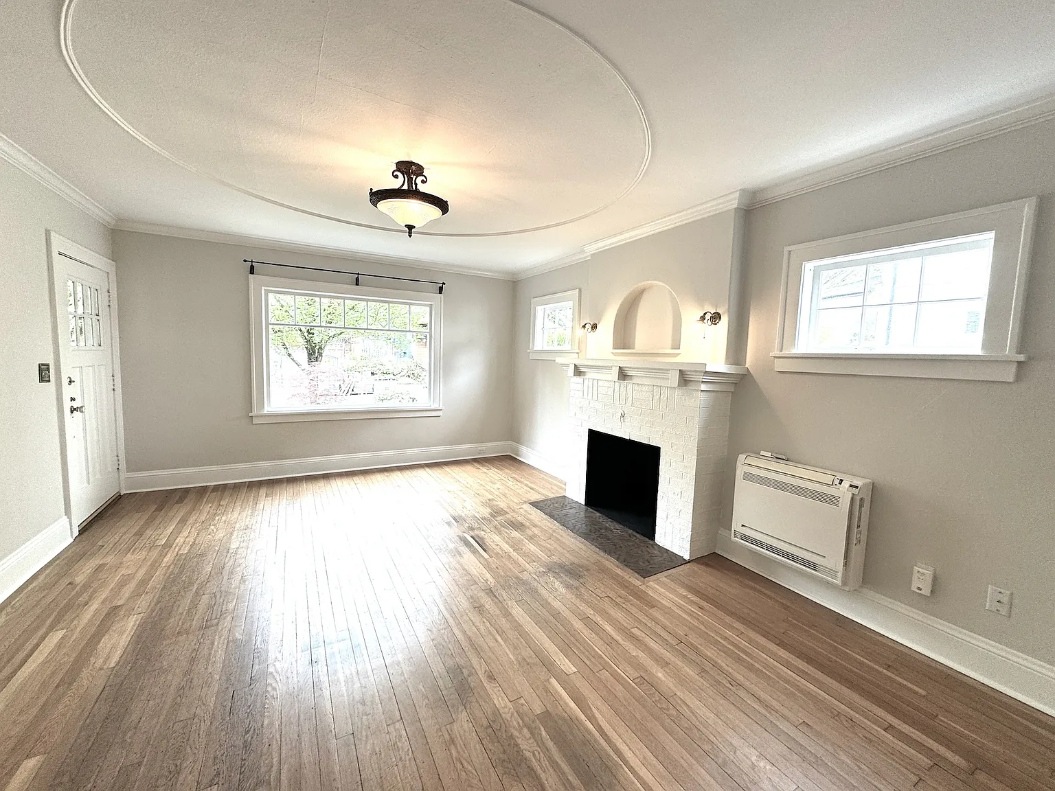 2 bed, 1400 sqft, $2,695 — Photo 3