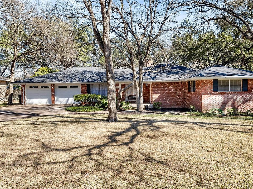 1st image of 2619 Marlandwood Cir