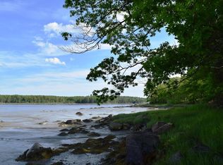 38 Dwelly Point Rd, Franklin, ME 04634