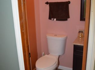 19 Ballina St, Troy, NY 12180