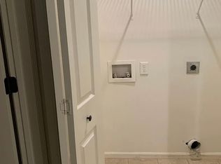 820 N Evergreen St #820, Gardner, KS 66030
