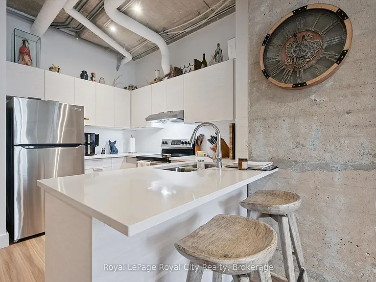 120 Huron St #115 — Photo 7