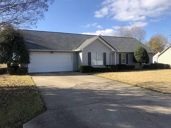 2nd image of 45 Oakdale Dr