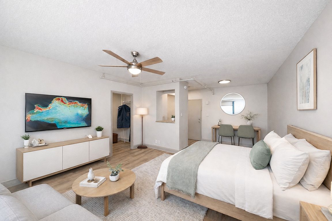 Studio Layout Furnished