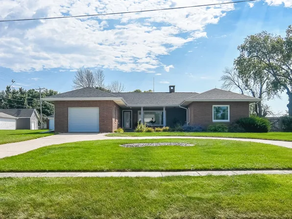 105 S Harrison Ave, Baxter, IA 50028