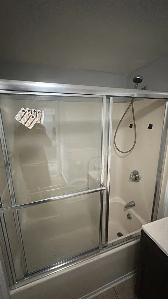 4 bed, $1,985 — Photo 4