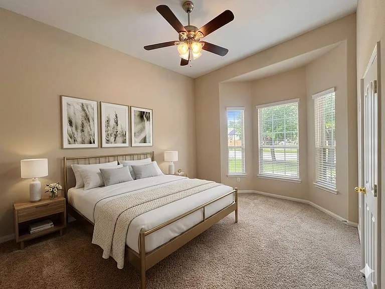 9942 Taylor Springs Ln — Photo 23