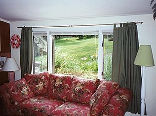 17 Beach Rd, Gloucester, MA 01930