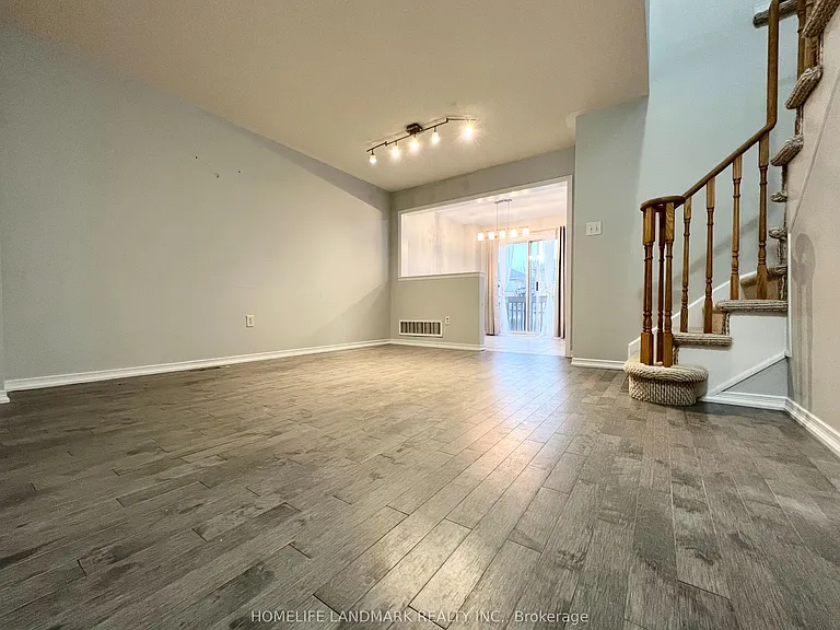 1850 Creek Way — Photo 4