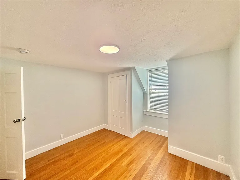 20 Park Rd #2 — Photo 9