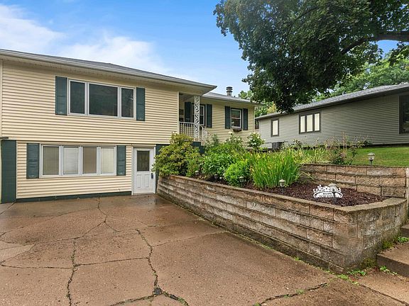 2nd image of 3518 24th Ave