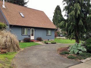 25 S 5th St, Creswell, OR 97426