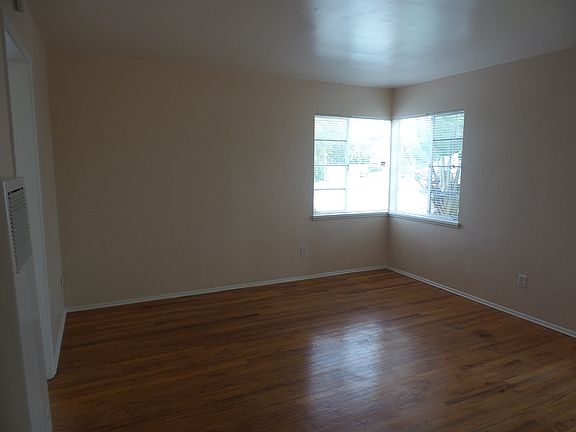 3rd image of 3833 Adams Avenue # Fl 2nd