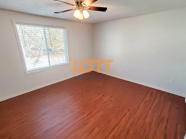 32 Huntsfield Dr #A — Photo 15