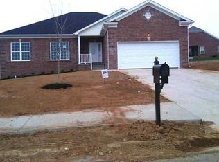 518 Concord Grape Way, Vine Grove, KY 40175