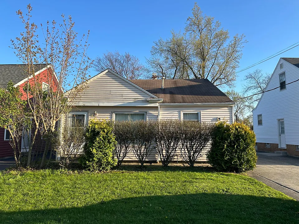 5974 Edgewood Rd