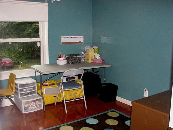 2nd bedrm w/Cherry floors