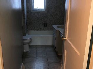 57 Cacoosing Ave, Reading, PA 19608