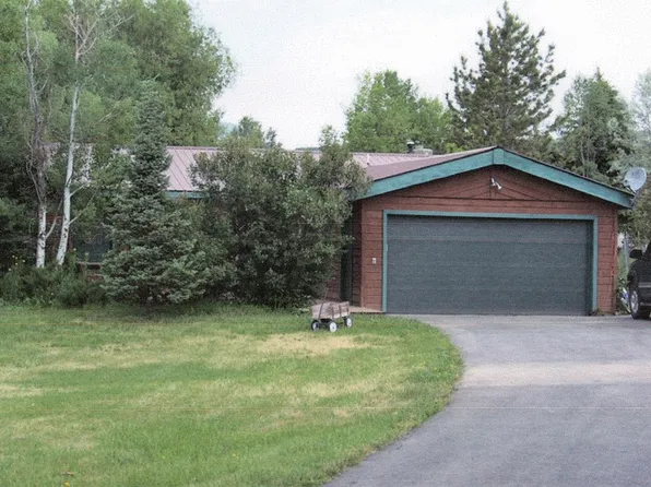 27340 Sunrise Ln, Steamboat Springs, CO 80487