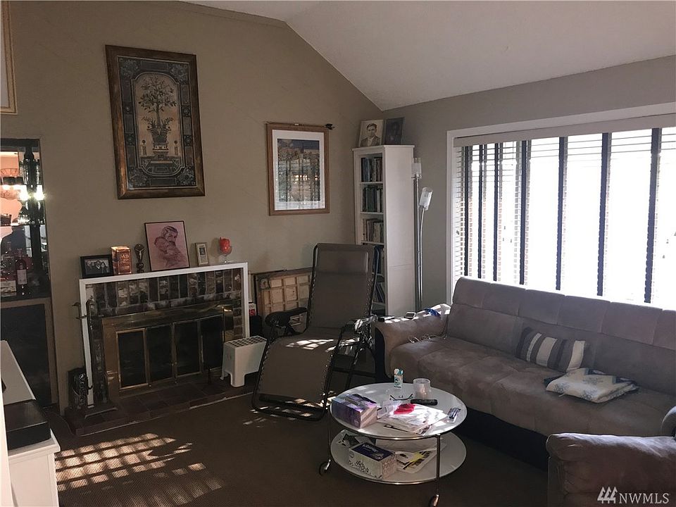 1st image of 3920 Lake Washington Blvd SE #7B