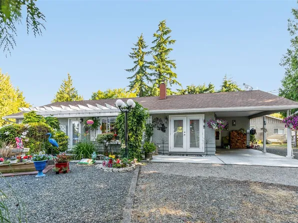 1226 Centre Rd, Nanaimo, BC V9K 2G8