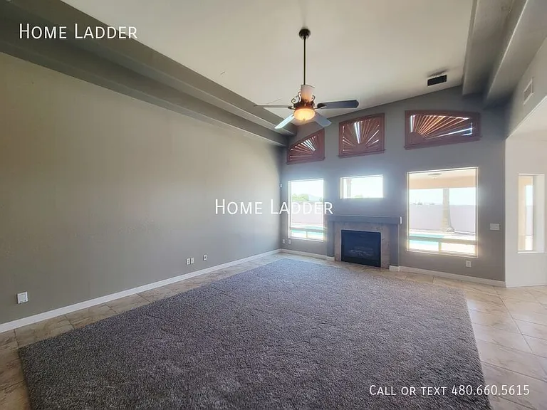 9030 S 10th Dr — Photo 13