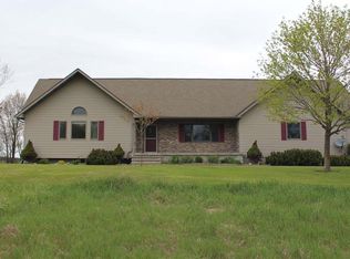 1196 Helen Ln, Mount Pleasant, MI 48858