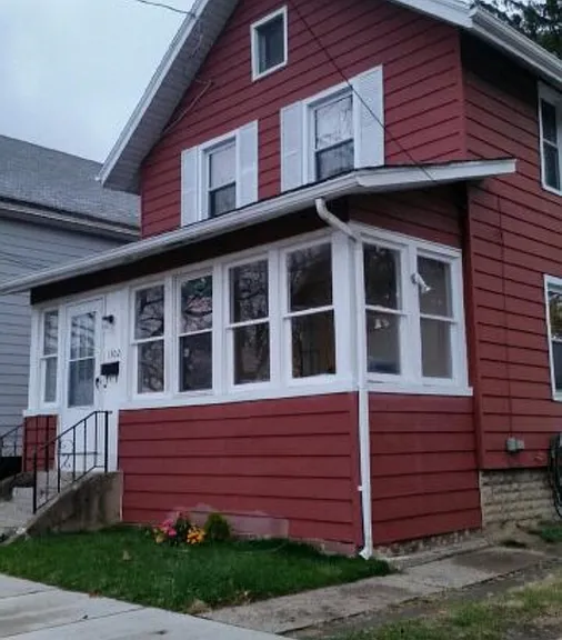 1302 W 25th St — Photo 1