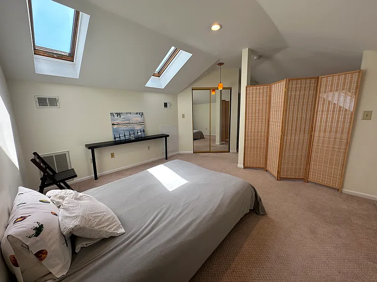 1488 Westgate Dr — Photo 9