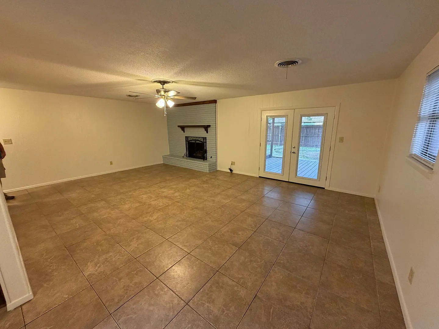 Hall Ave 5003 — Photo 4