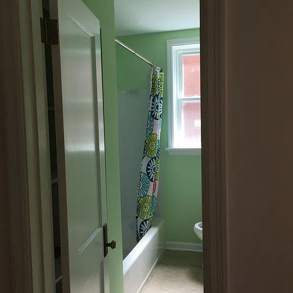 6911 Nashville Ave — Photo 10