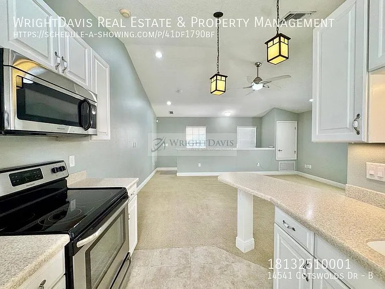 14541 Cotswolds Dr #B — Photo 8