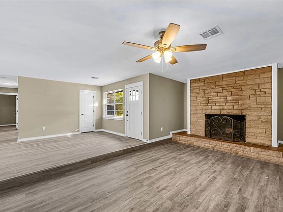 3rd image of 5603 NW Briarwood Dr
