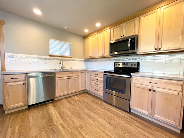 1128 Sleater Kinney Rd SE, Lacey, WA