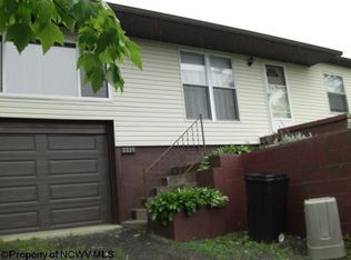 2225 3rd Ave, Morgantown, WV 26508