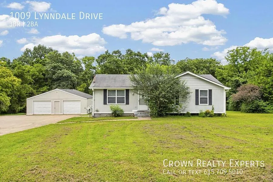 1009 Lynndale Drive (NEW) — Photo 2