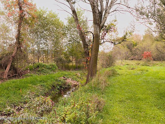 5th image of 2635 S Stewart Rd