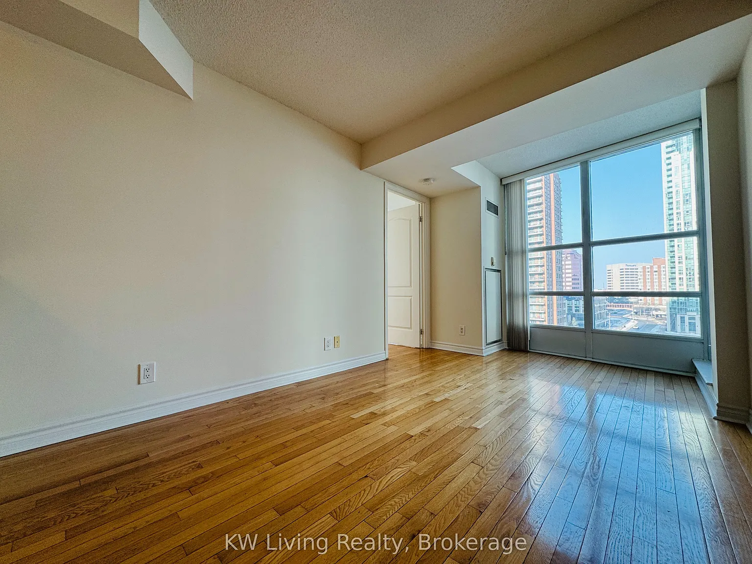 City Center Condos — Photo 4